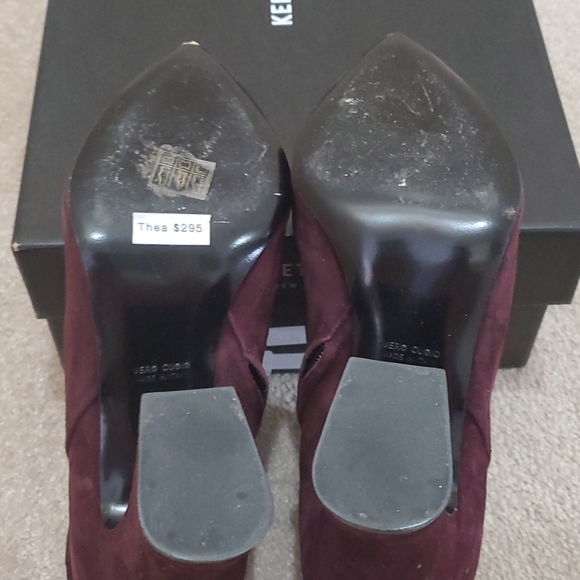 Kenneth Cole NY Suede Burgundy Ankle Boots - Picture 3 of 8
